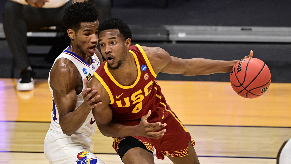 Evan Mobley